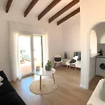 2 Personas A 300 M De La Playa De Piscina, Terraza Y Parking *